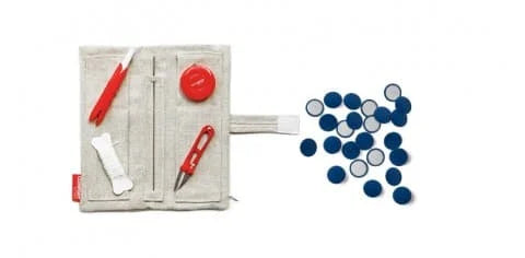 Style-shot-of-sofa-tufting-accessories