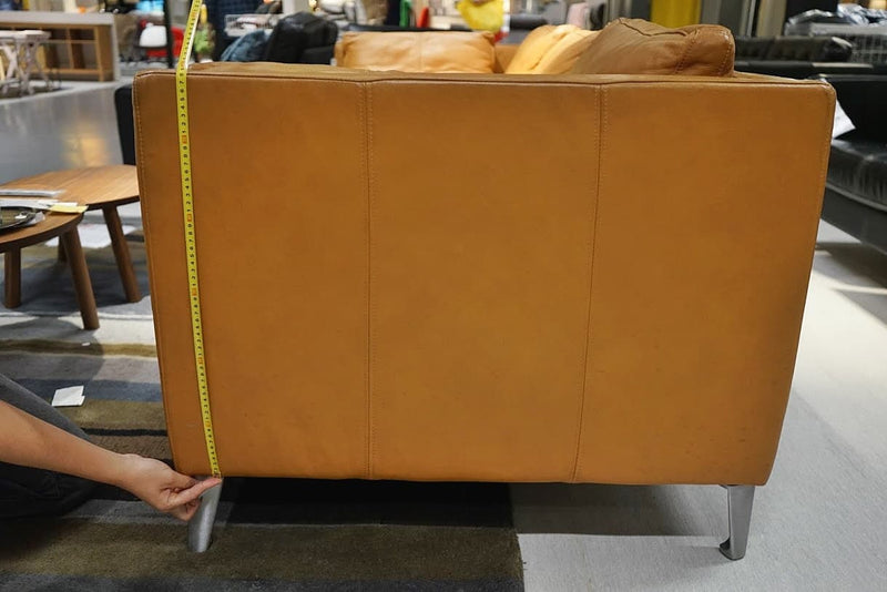 Measurement guide of frontal sofa height