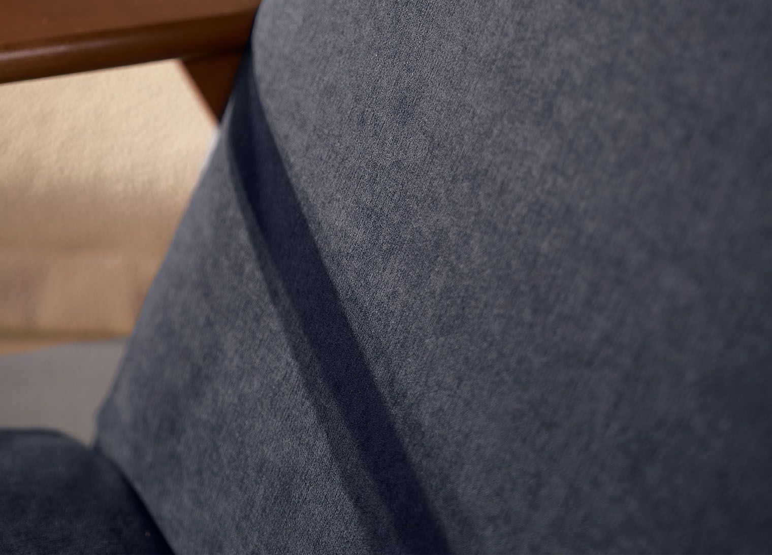 Mod Chenille 生地のソファカバー | コンフォートワークス – Comfort Works