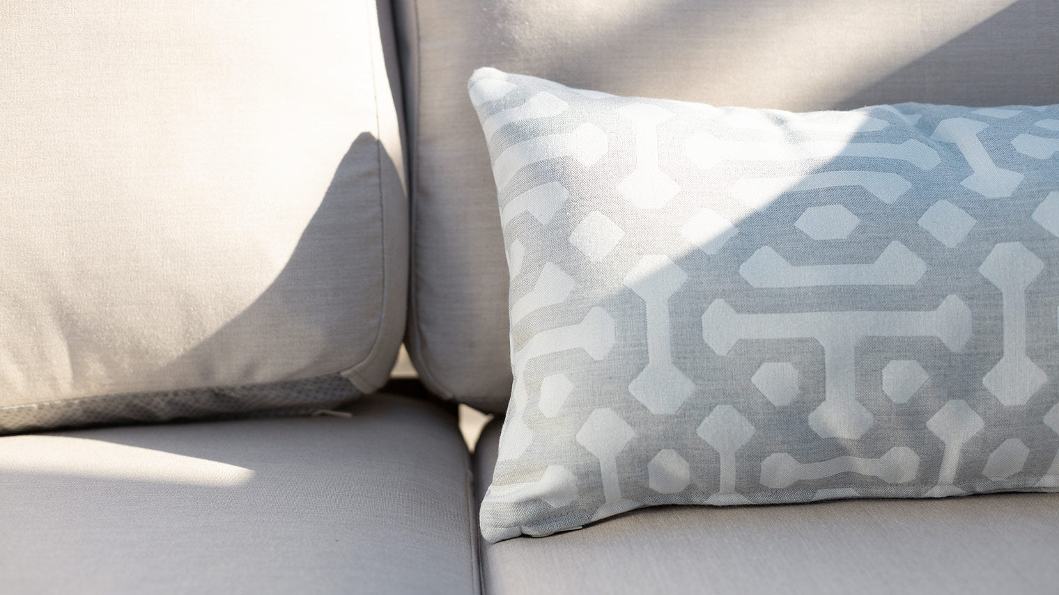Laura Ashleyソファ用スリップカバー - 完璧なフィットスリップカバー